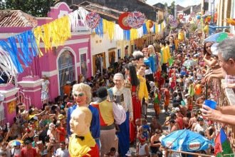 10 dicas para não cair em golpes ao alugar um imóvel para o carnaval