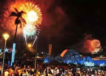 Lei municipal permite somente a soltura de fogos de artífico silenciosos, sem estampido -  (crédito: Marcos Vieira/EM Data/DA Press)