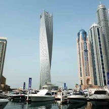 A torre retorcida que flopou: prédios tem apartamentos vazios em plena Dubai -  Flickr Dan