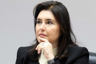 Entre a lealdade a Lula e a história com o MDB: o dilema de Simone Tebet