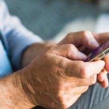 Idosa sofre golpe e perde R$ 696 mil - Redes sociais