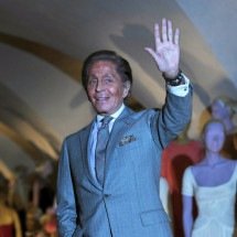 Quem são os brasileiros que podem herdar a fortuna bilionária de Valentino - Carl Court / AFP