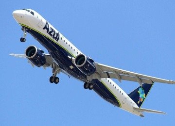 A nova rota da Azul será em aeronaves Embraer E2, com capacidade para transportar até 136 pessoas -  (crédito: Azul/Divulgação)