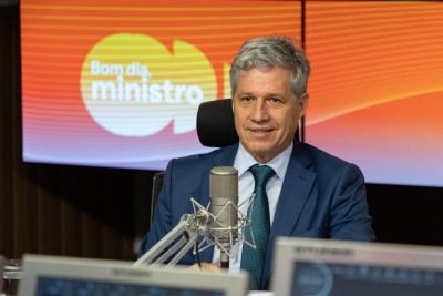 Ministro do Desenvolvimento Agrário e Agricultura Familiar, Paulo Teixeira, no programa 'Bom dia, Ministro' -  (crédito: Vitor Vasconcelos/Secom-PR)