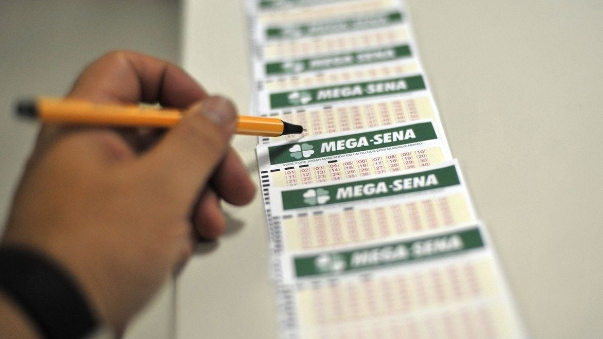 Como aumentar as chances de ganhar na Mega-Sena? A matemática explica - Marcello Casal Jr/ Ag. Brasil