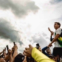 Nikolas na caminhada até Brasília: ‘A gente não vai dar paz para eles’ - Divulgação/Nikolas Ferreira