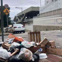 BH: reunião entre garis e empresa termina sem acordo e greve continua - Edésio Ferreira/EM/D.A Press