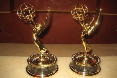 <p>Ao longo das últimas décadas, a Globo consolidou uma presença marcante no Emmy Internacional, especialmente por meio da força de sua teledramaturgia. O prêmio funciona como um importante selo de qualidade global, reconhecendo produções que conseguem unir apelo popular, excelência técnica e relevância artística. As vitórias brasileiras ao longo dos anos mostraram que a novela é capaz de ultrapassar fronteiras culturais, dialogando com públicos diversos e abordando temas universais sob um olhar -  (crédito: Flickr - Scott Fiddelke)