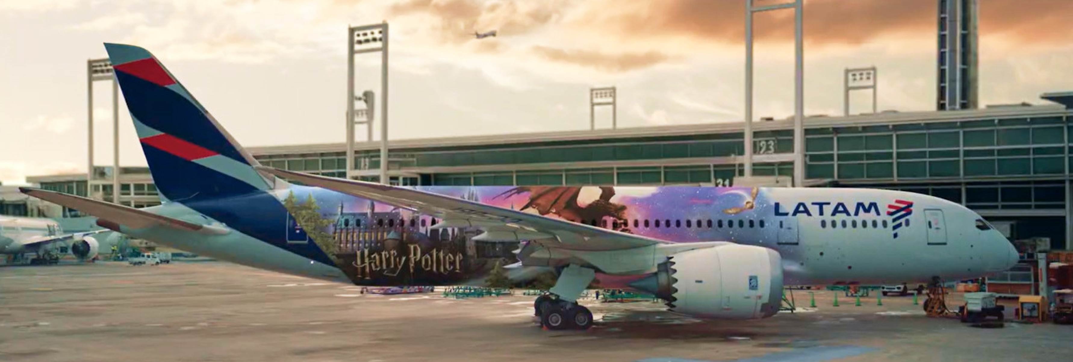 Latam lan&ccedil;a aeronaves tem&aacute;ticas de Harry Potter nos voos para Orlando 