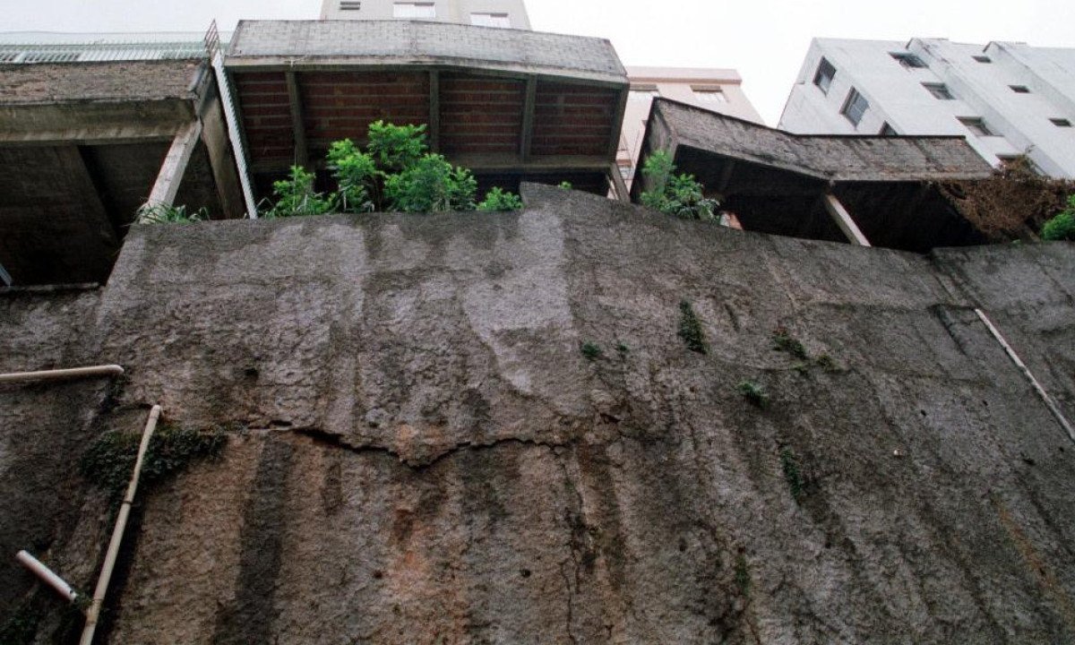 Sua casa está segura? Sinais de risco no período de chuva - Euler Junior/EM