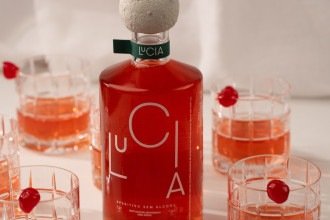 Como drinks com plantas replicam sensação de relaxamento e prazer do álcool