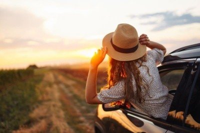 Uma viagem com planejamento pr&eacute;vio pode proporcionar destinos memor&aacute;veis com um or&ccedil;amento acess&iacute;vel. -  (crédito: Reprodu&ccedil;&atilde;o/ Canva)