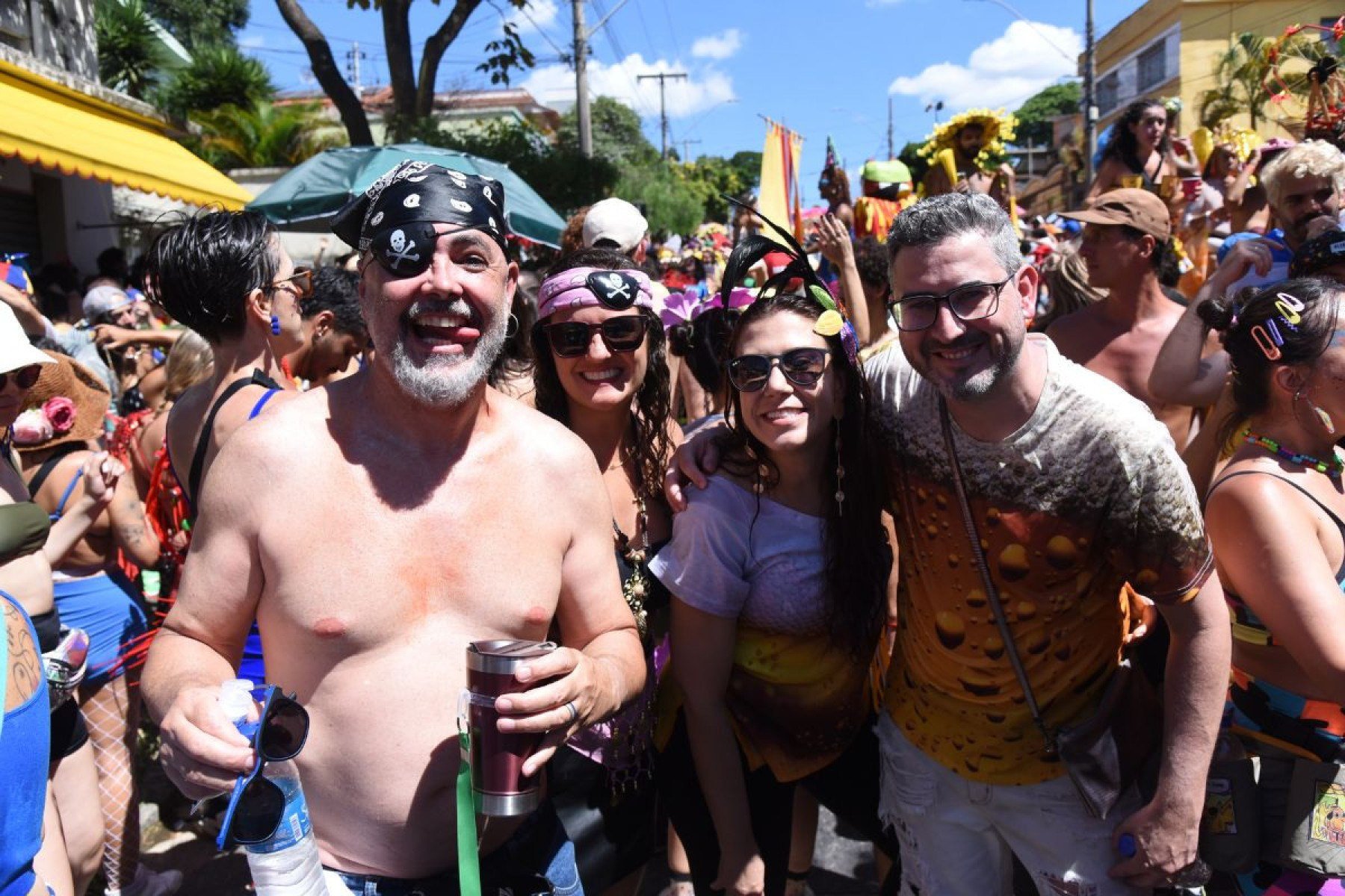 EBB Bloco, na Rua Vicente Risola, no Santa In&ecirc;s com turistas de Bras&iacute;lia