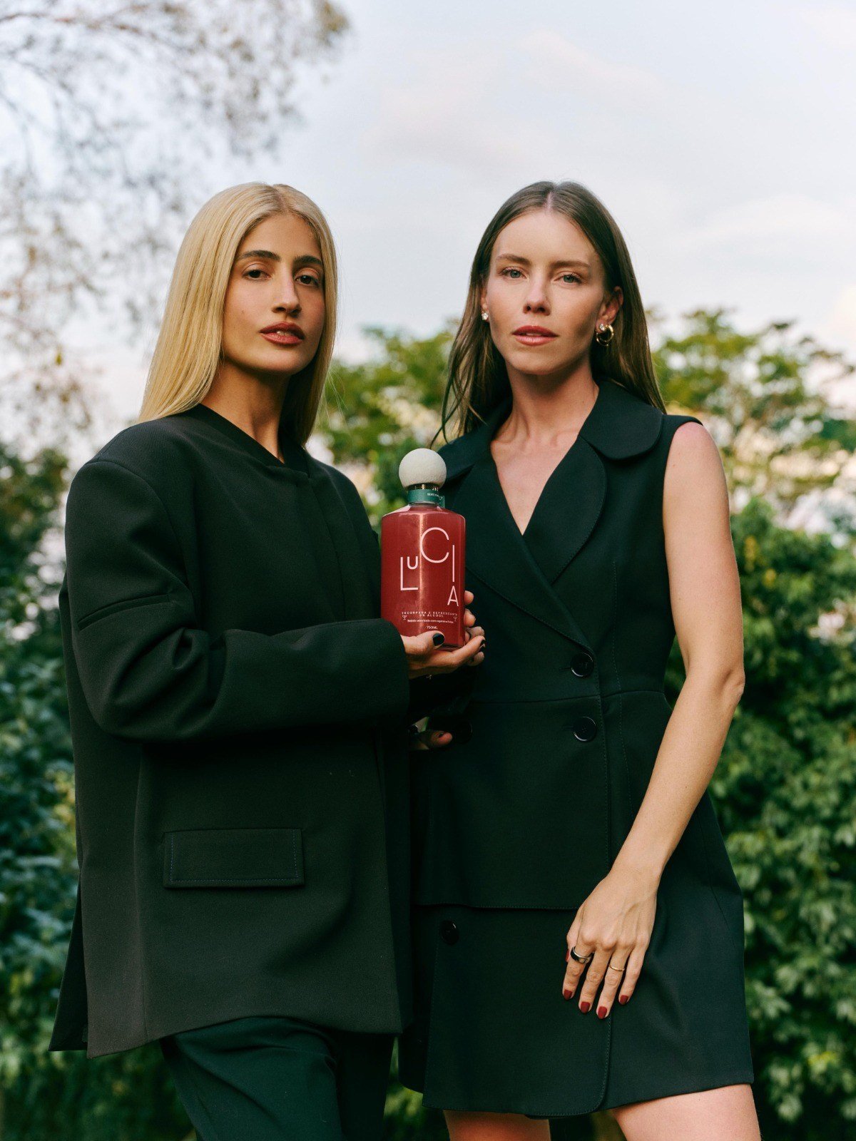 As s&oacute;cias Bertha Juc&aacute; e Vict&oacute;ria Linhares sentiam falta de uma bebida n&atilde;o alco&oacute;lica para ser escolhida por desejo, e n&atilde;o por restri&ccedil;&atilde;o