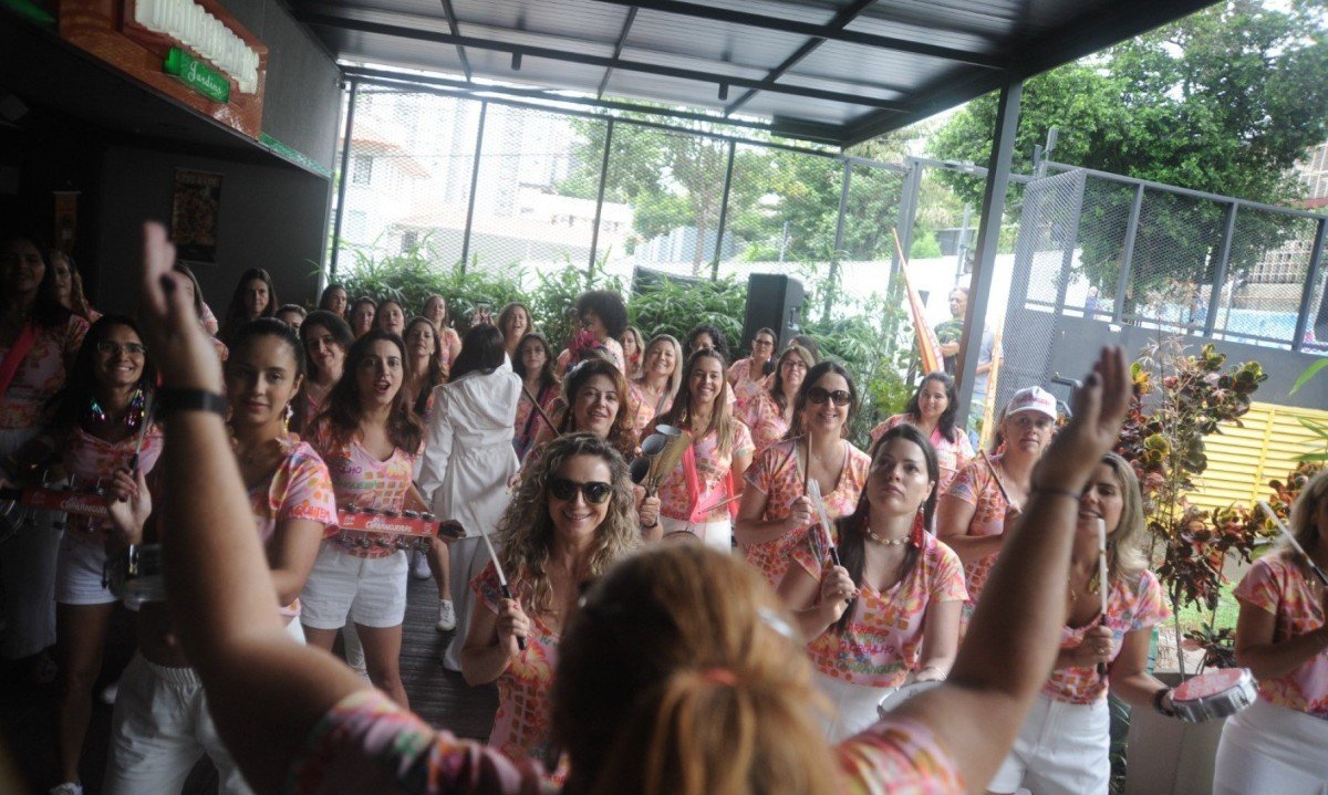 Ensaio do Bloco As Charangueiras-Alexandre Guzanshe/EM/D.A. Press