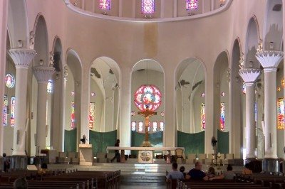 <p>A Igreja Católica celebra no dia 29 de setembro os Santos Arcanjos Miguel, Gabriel e Rafael. Antes celebrados em datas separadas, passaram, após as reformas do Concílio Vaticano II de 1969, a ser celebrados juntos na data de sua memória litúrgica.</p>
 -  (crédito: Reprodução/TV Aparecida
)