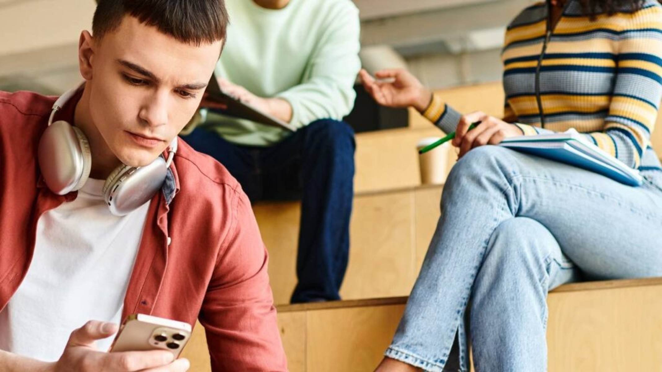 Celulares: por que os aparelhos se tornaram verdadeiras fábricas de germes - Portal Giro 10