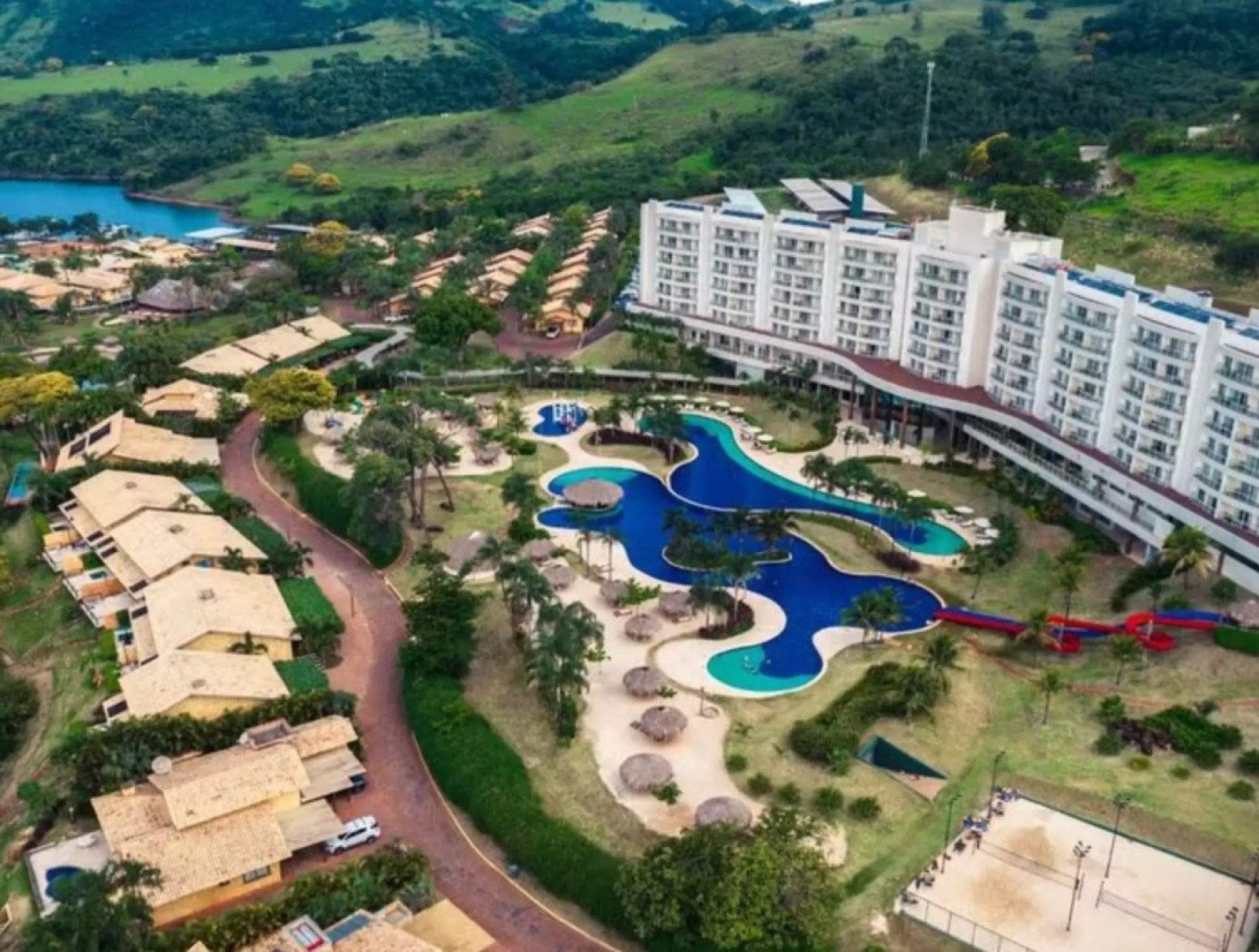 Toffoli seguiu visitando o resort mesmo ap&oacute;s a venda do Tayay&aacute; em 2025 