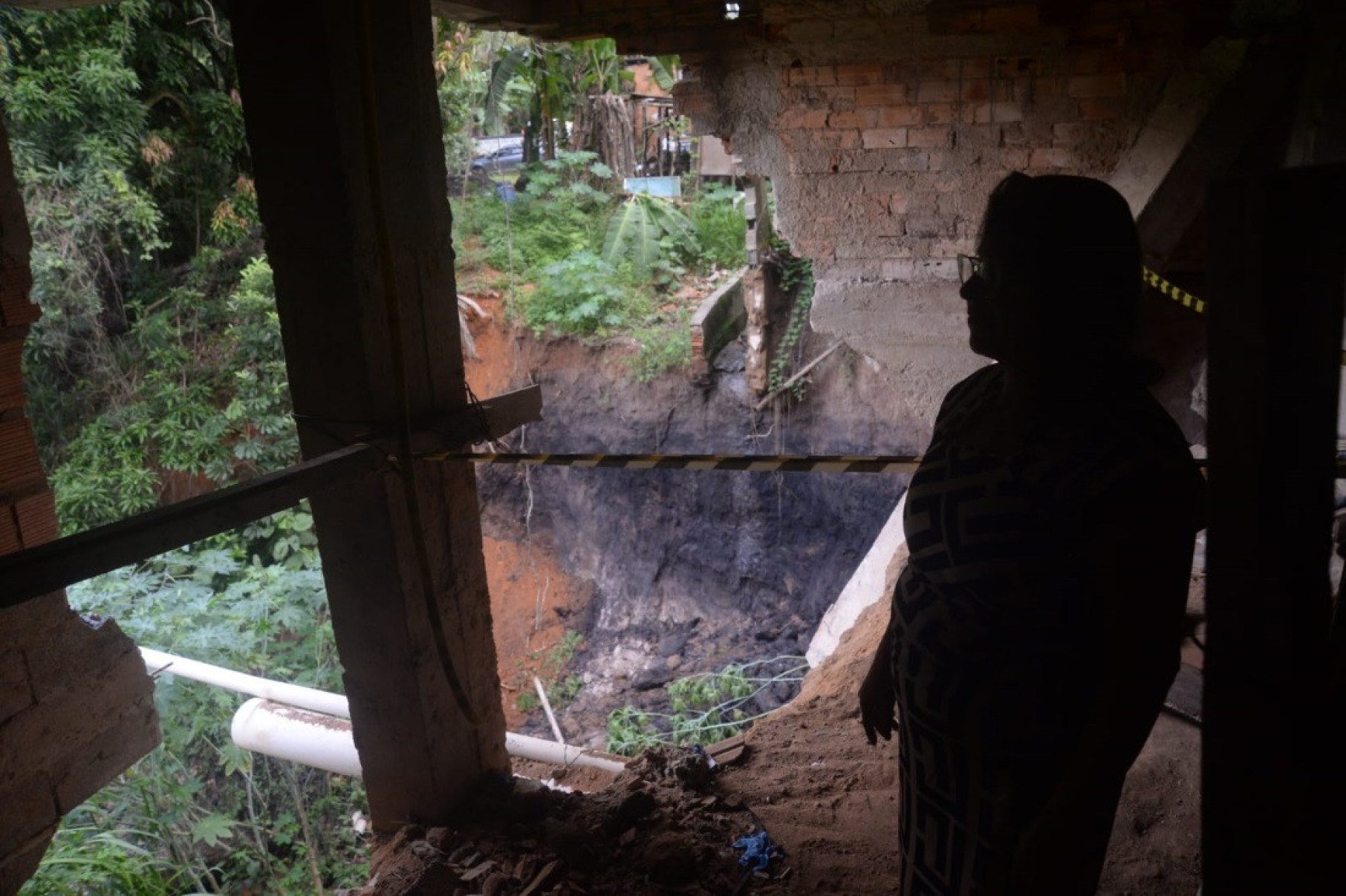 Moradores est&atilde;o fora de casa h&aacute; sete meses