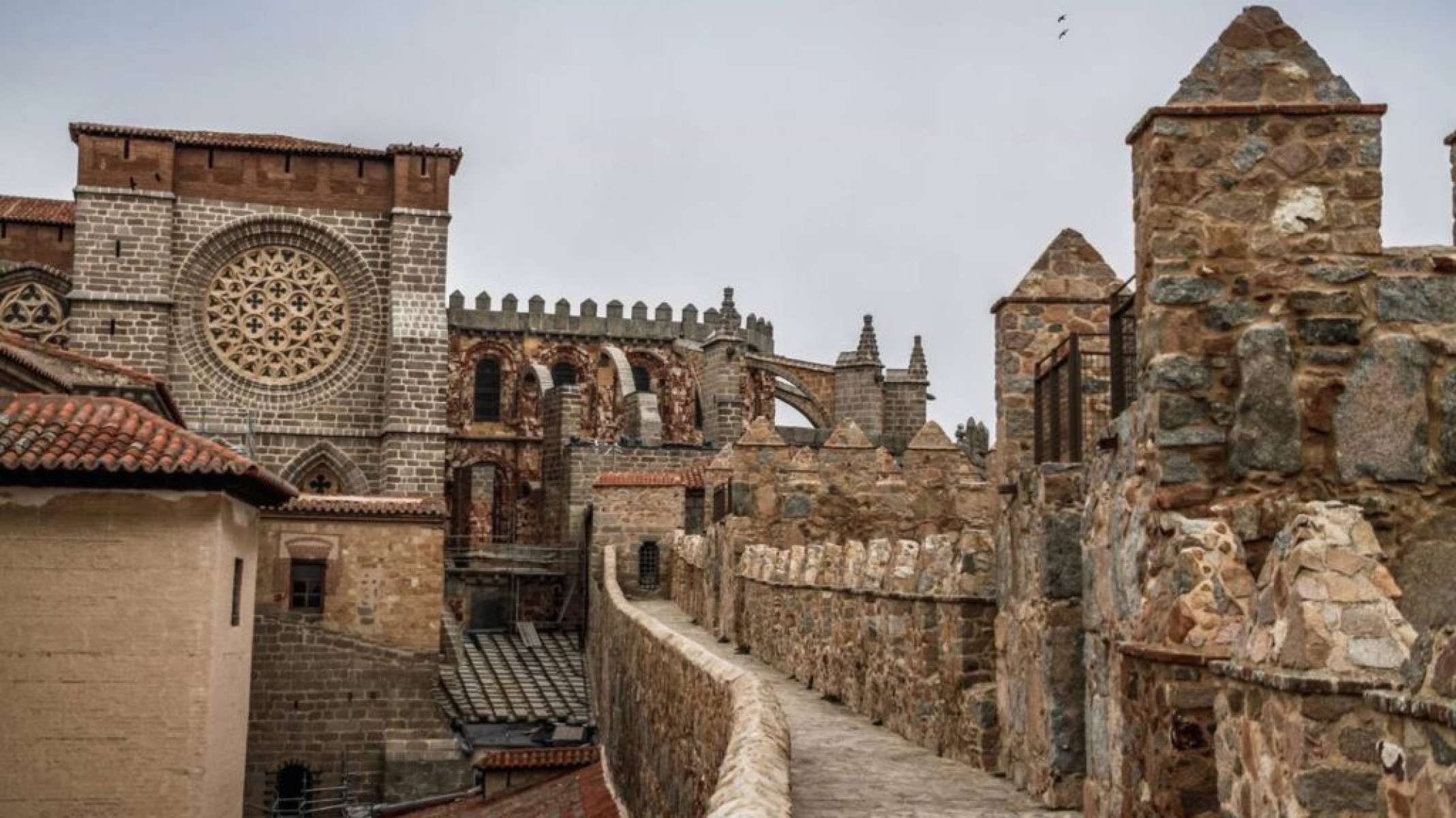 Ávila: a cidade das muralhas que desafia o tempo - Portal Giro 10