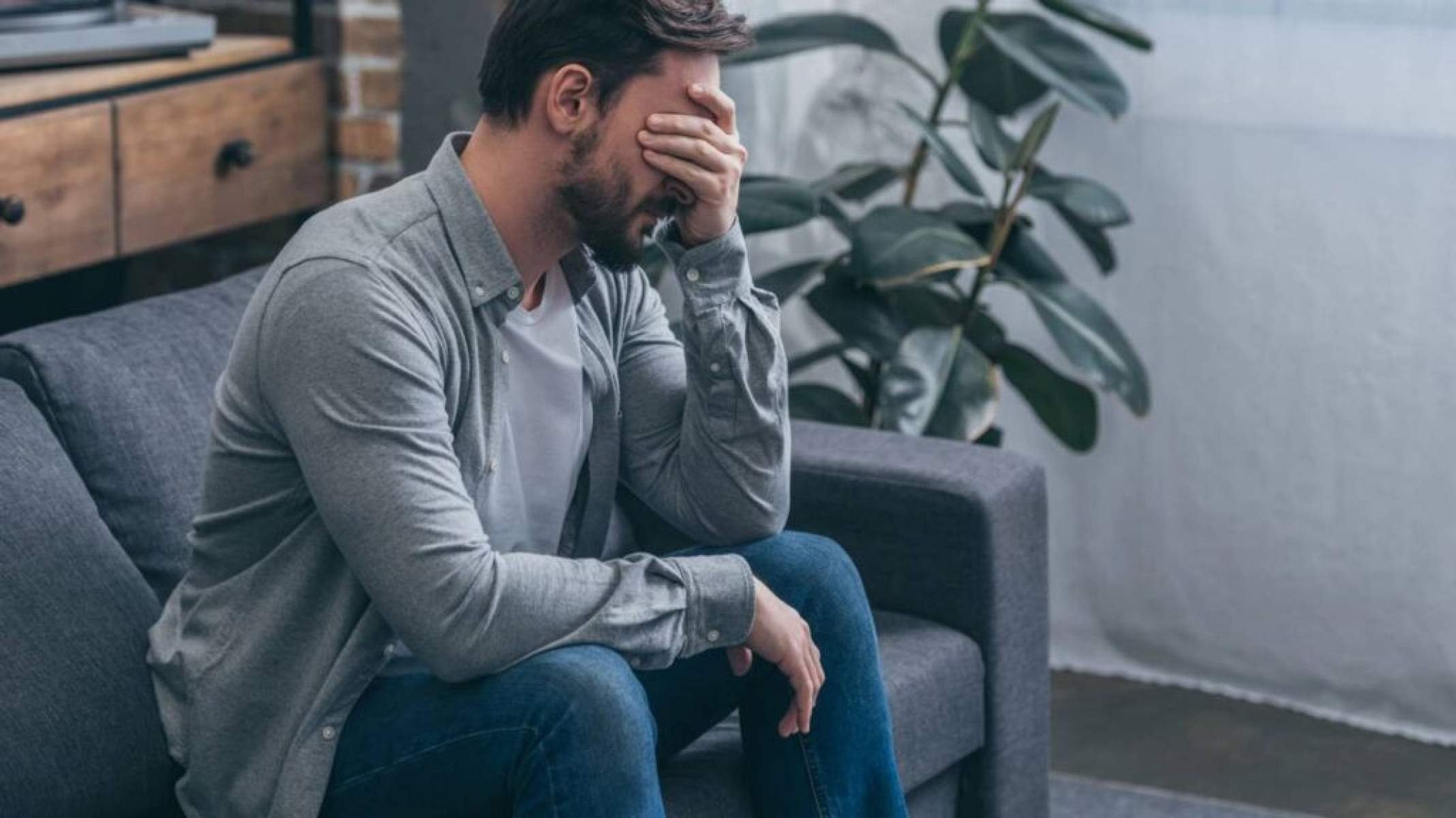 Por que a ciência considera que pessoas deprimidas são mais propensas ao vício? - Portal Giro 10