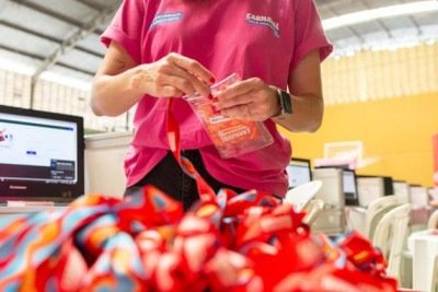 PBH inicia entrega de credenciais para ambulantes no Carnaval - 