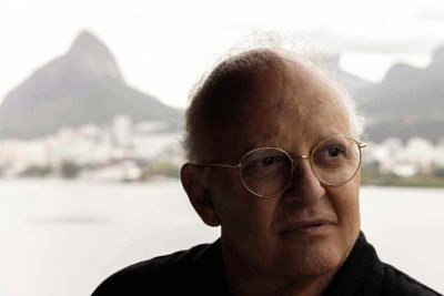 Guilherme Arantes lan&ccedil;a disco com 15 m&uacute;sicas que "t&ecirc;m o tempo que precisam ter", afirma, distanciando-se da l&oacute;gica do mercado -  (crédito: Leo Aversa/ Divulga&ccedil;&atilde;o)