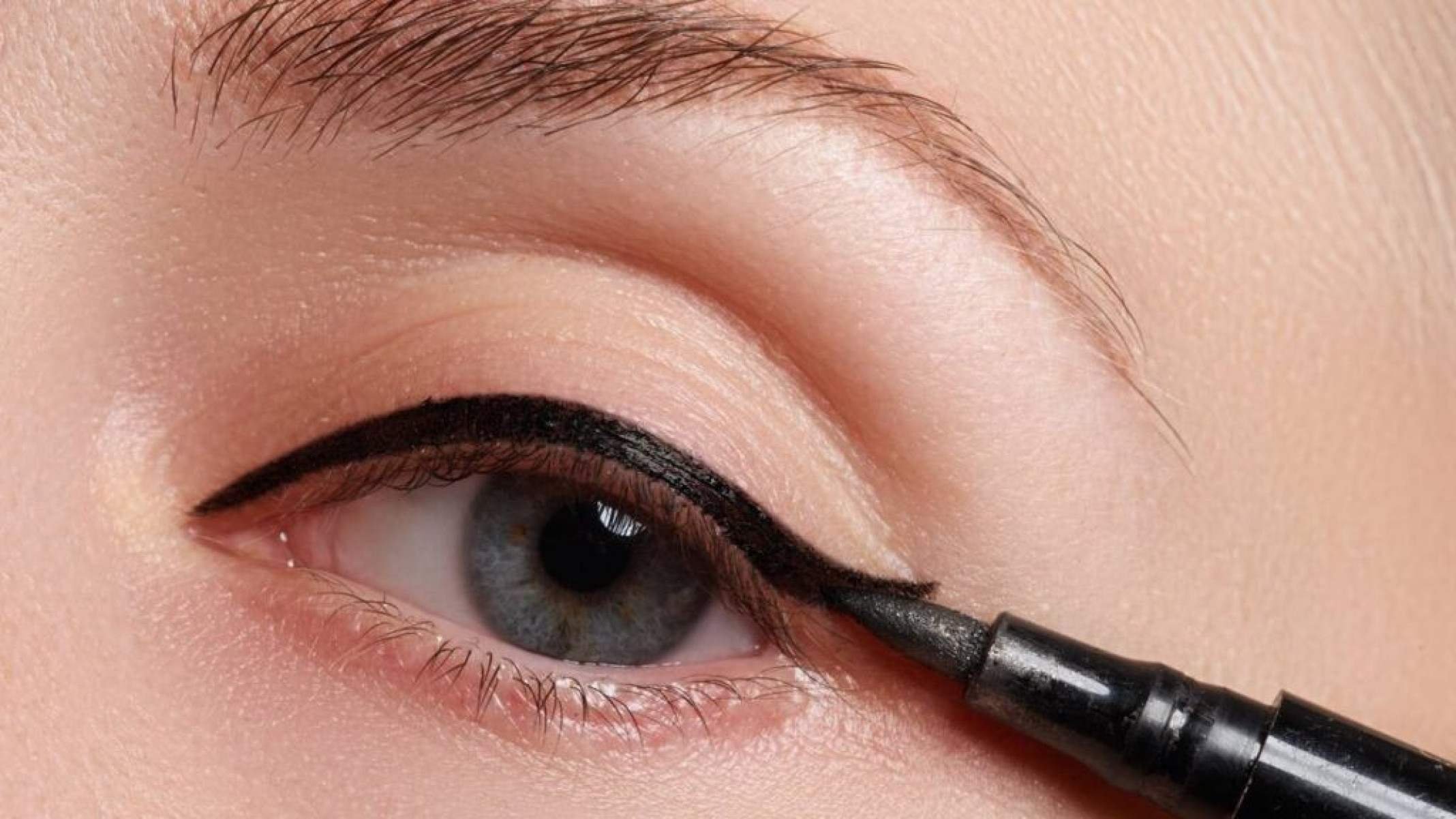 Kohl: do Egito Antigo aos delineadores modernos - Portal Giro 10