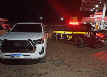 Condutor tentou evadir da fiscalização por cerca de 10 Kms -  (crédito: Reprodução/PRF)