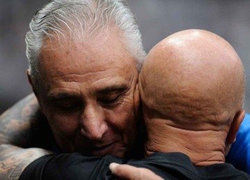 Os técnicos Tite (E) e Jorge Sampaoli iniciam o Brasileiro no comando de Cruzeiro e Atlético, respectivamente -  (crédito: Alexandre Guzanshe/EM/D.A. Press)