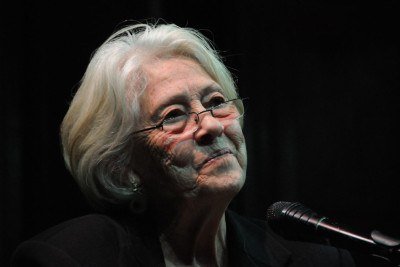 Primeiro livro publicado por Ad&eacute;lia Prado foi "Bagagem", em 1976, aos 40 anos. Em 2026, a obra completa meio s&eacute;culo. -  (crédito: Marcos Vieira/EM/D.A Press)