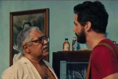 Questionamento de Alexandre a Marcelo/Armando é um dos principais mistérios de 'O agente secreto' -  (crédito: Reprodução)