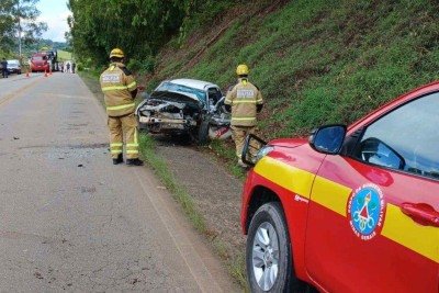 Acidente mata motorista no Sul de Minas  -  (crédito: Divulgação/CBMMG)