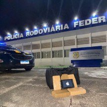 MG: mulher que fazia serviço de "mula" é presa pela PRF - PRF