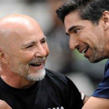 Minha bola de cristal veio com defeito - Alexandre Guzanshe/EM/d.a press