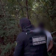 Vídeo flagra prisão de suspeitos pela morte de corretora mineira - PCGO/ReproduÃ§Ã£o
