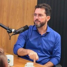 Luiz Eduardo Falcão, presidente da AMM e prefeito de Patos de Minas, diz que mantém conversas com o senador Cleitinho e avalia cenários para a eleição de 2026 -  (crédito: Jair Amaral/EM/DAPRESS)