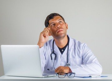 Decidir não operar exige tempo. Exige explicar, repetir, alinhar expectativas. Exige traduzir a linguagem técnica em algo compreensível -  (crédito: Freepik)