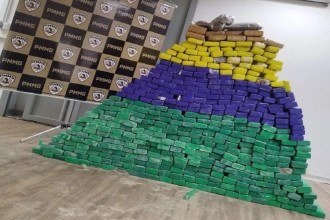 PM apreende 400 quilos de maconha em Uberlândia