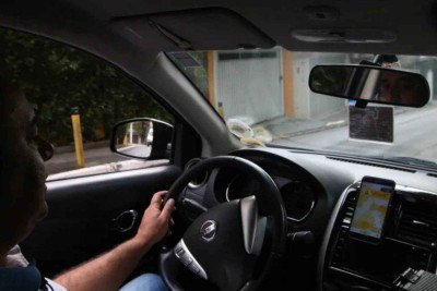 Cade desarquiva caso e retoma análise de processo contra Uber -  (crédito: Platobr Economia)