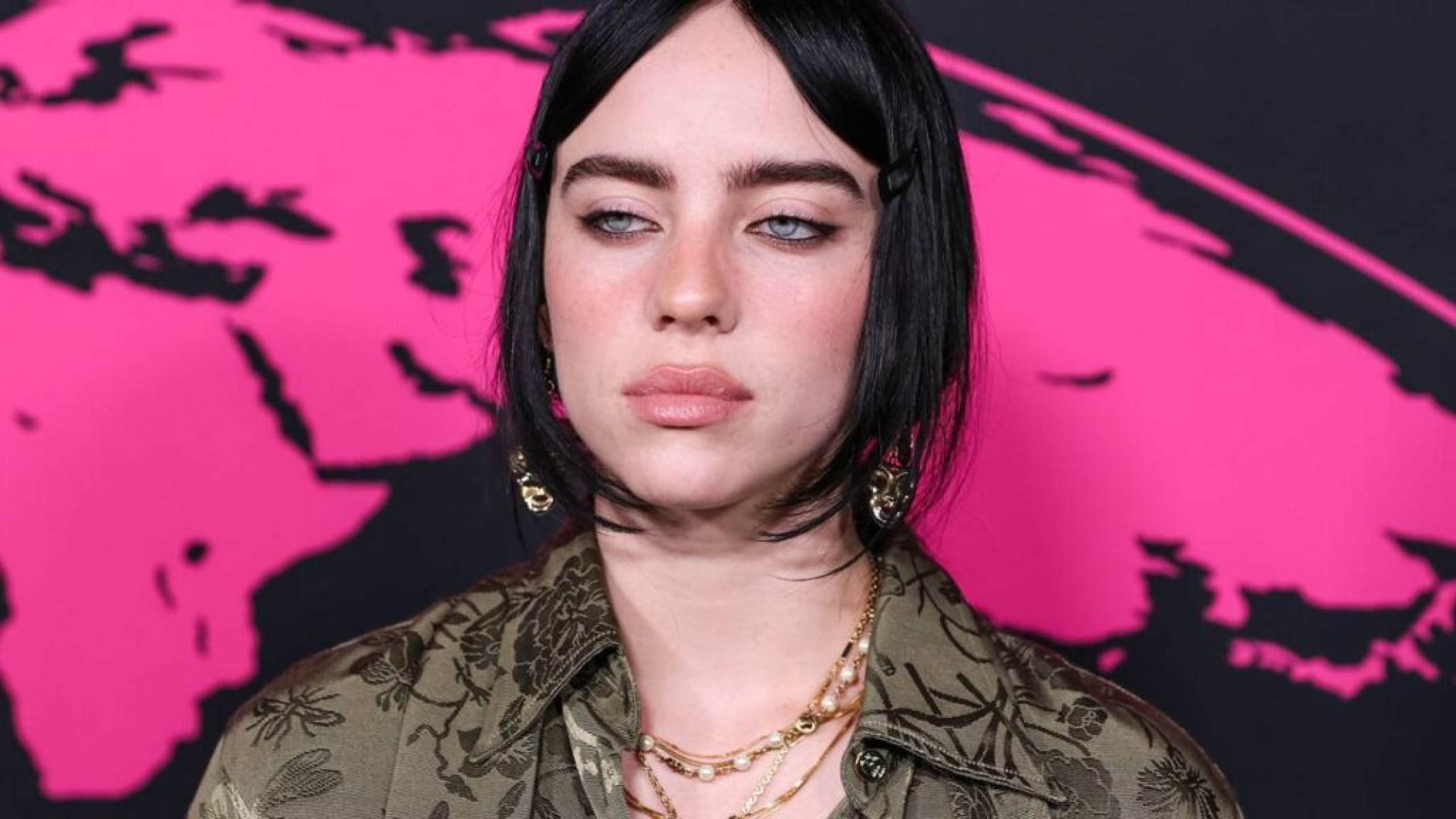 Do palco para o cinema: a turnê de Billie Eilish ganha vida em 3D - Portal Giro 10