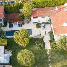 Recém-casada e com mansão: Selena Gomez chega em alta ao Grammy - Reprodução/Redes sociais