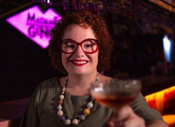 Isabel Leite resgatou a lenda inglesa de Madame Geneva para batizar seu bar -  (crédito: Madame Geneva/Divulga&ccedil;&atilde;o)