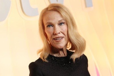 Catherine O'hara viveu Kate McCallister, m&atilde;e do protagonista da franquia "Esqueceram de Mim". -  (crédito: Michael Tran / AFP)