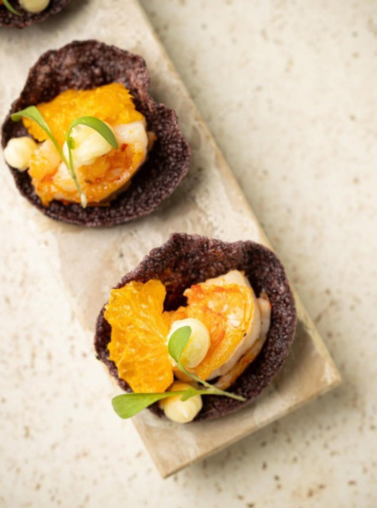 Nada &eacute; por acaso: a presen&ccedil;a dos frutos do mar e o nome Olivia remetem &agrave; cozinha mediterr&acirc;nea