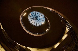 Luz natural e alto astral: a leveza das claraboias nos ambientes