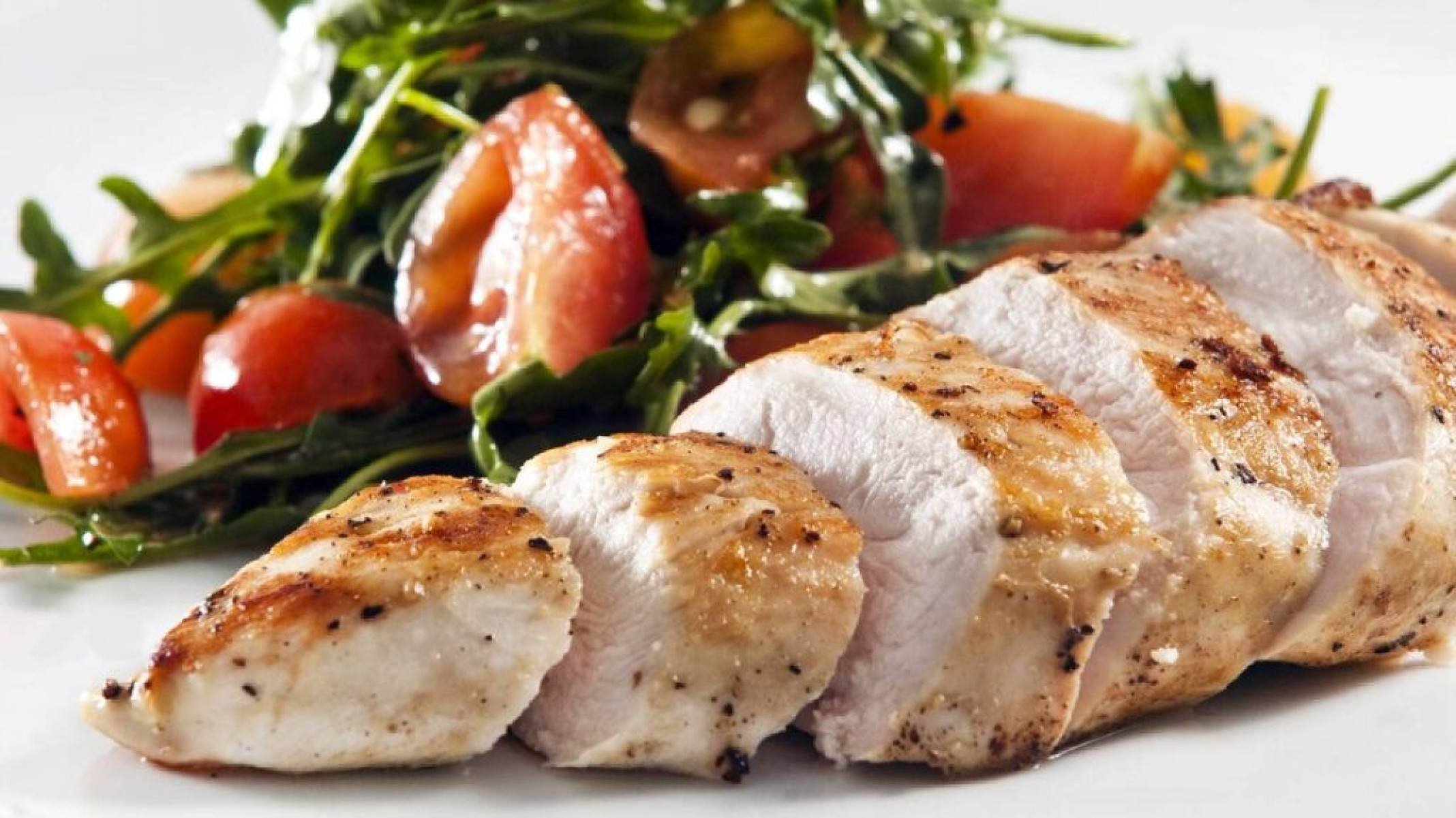 Frango assado x frango a passarinho: qual é melhor para não engordar? - Portal Giro 10