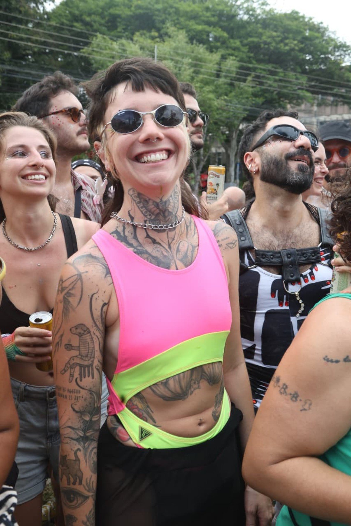 O bloco animou os foliões na Avenida Américo Vespúcio, no Bairro Nova Esperança, Região Noroeste de BH