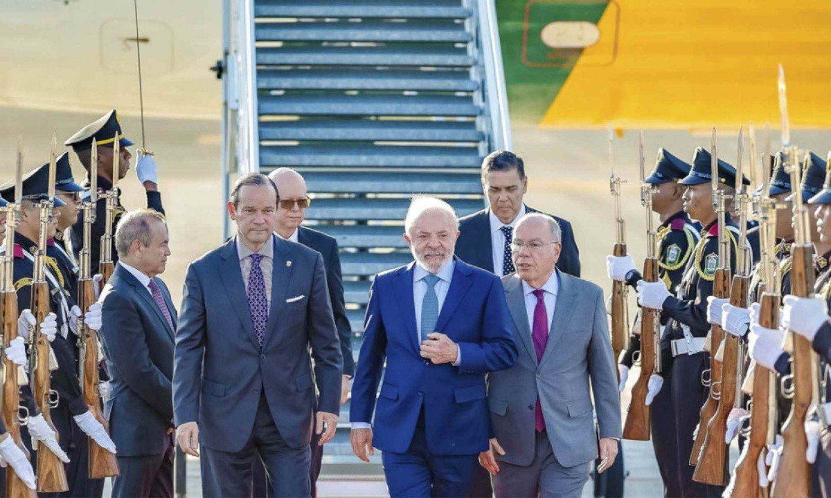 A tática de Lula de buscar ‘vacinas’ contra interferência estrangeira nas eleições -  (crédito: Platobr Politica)