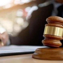 MG: mulher é condenada por execução de traficante que causou prejuízo - Chalirmpoj Pimpisarni/Stock